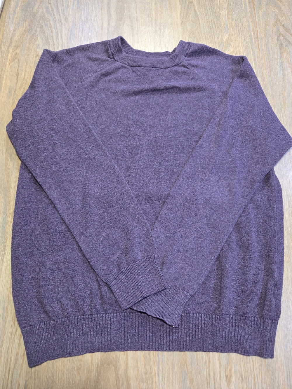 H&M Men's Crewneck Sweater in Plum